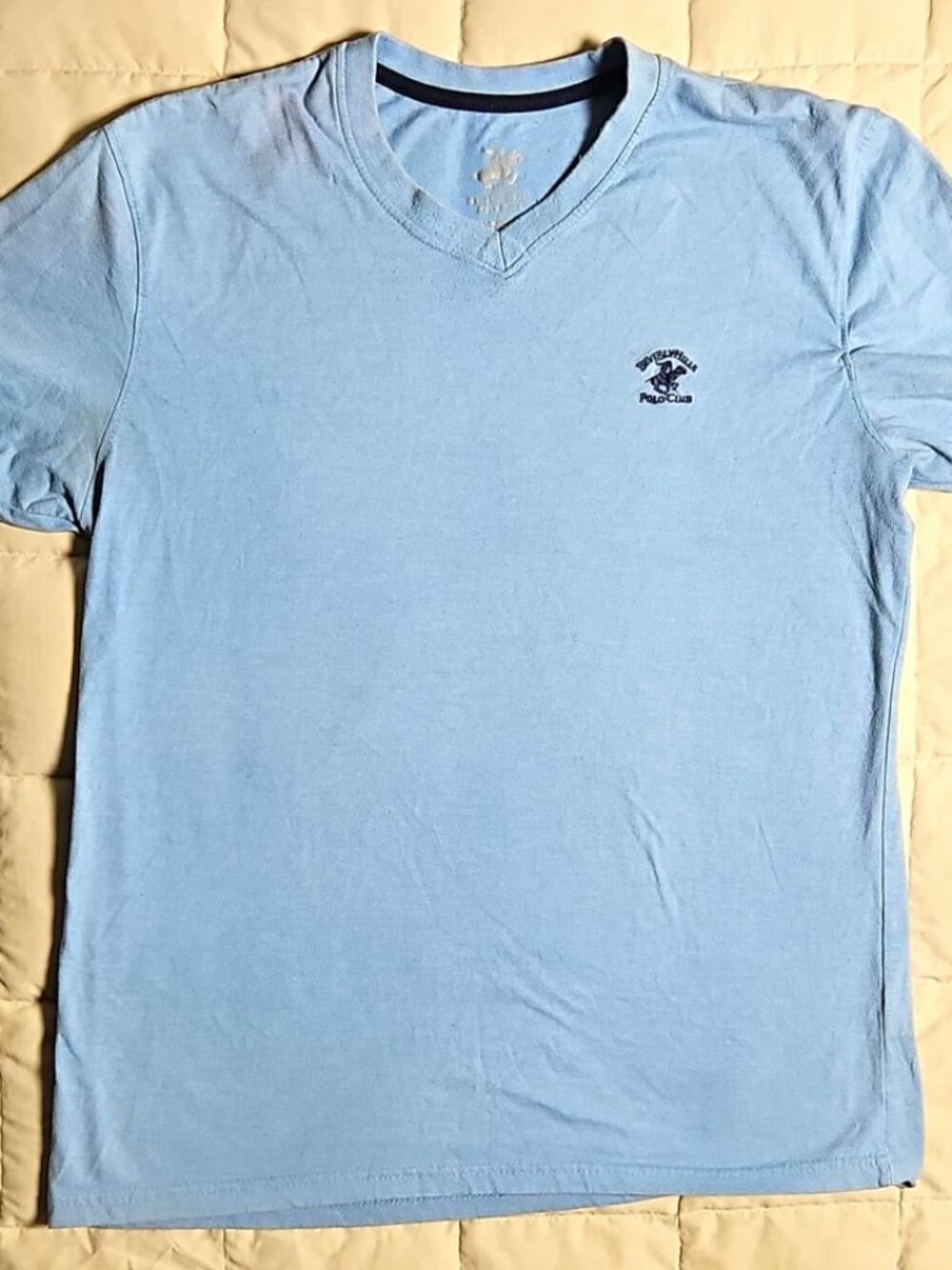 Beverly Hills Polo Club Men's Blue V-Neck Tee – Size L